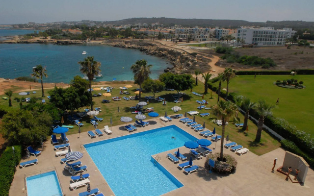 Maistrali Hotel Apartments & Bungalows