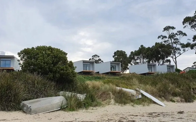 Swansea Beach Chalets