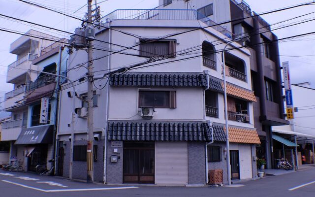 Umbrella House Osaka - Hostel