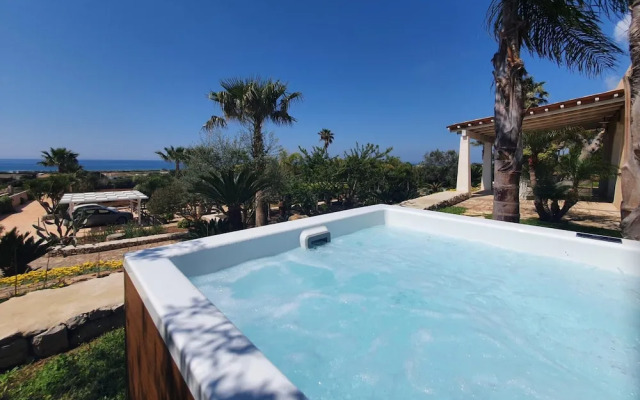 Sal739 in Pescoluse With 2 Bedrooms and 2 Bathrooms