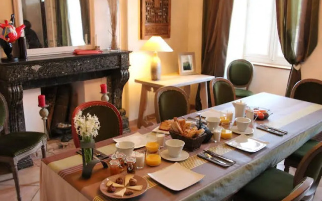 La Maison De Navarre