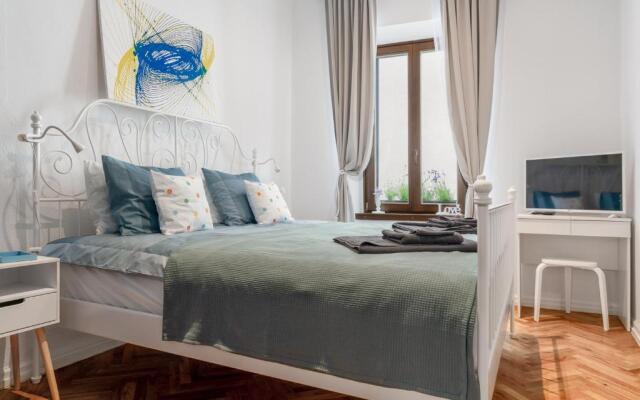 Apartment del Bello