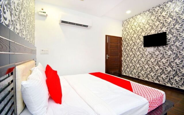 Oyo 41016 Hotel Celebration Inn