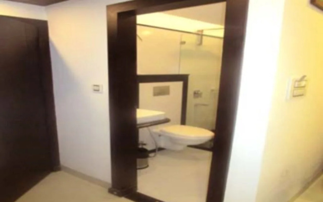 The City Grand Hotel