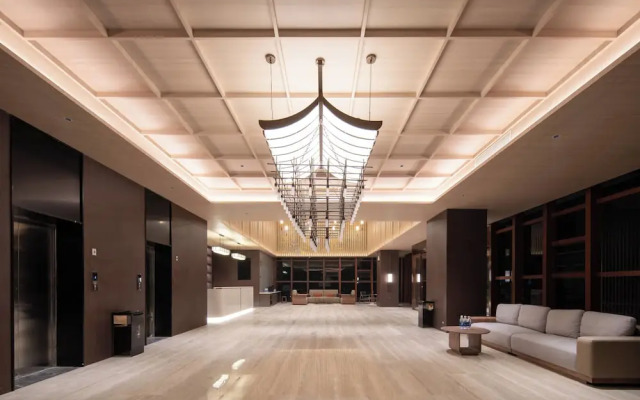 World Hotel Kaifeng Gulou Square Branch