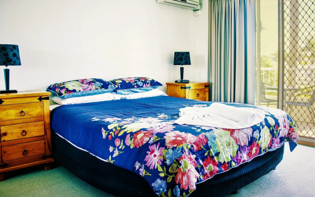 Key Largo Apartments