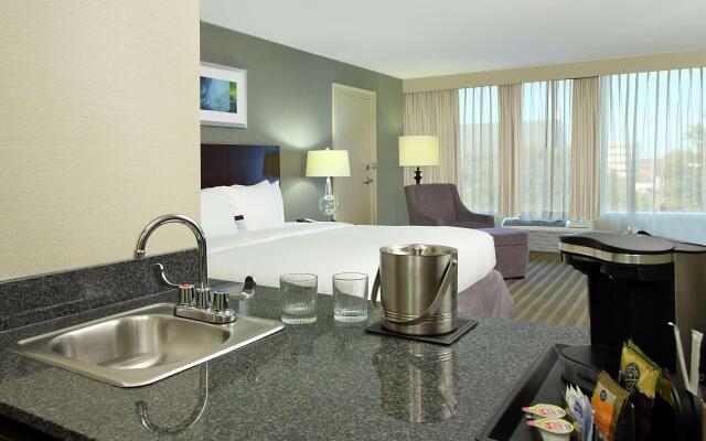 DoubleTree by Hilton Hotel Newark Ohio