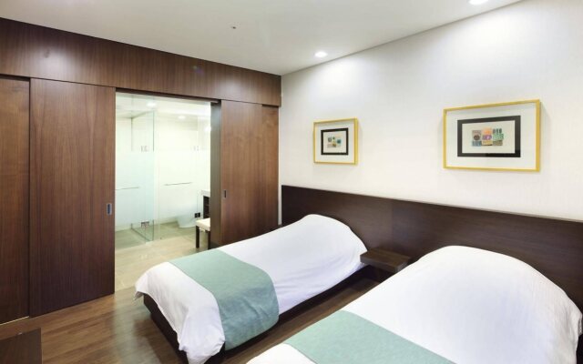 Golden Bay Golf & Resort