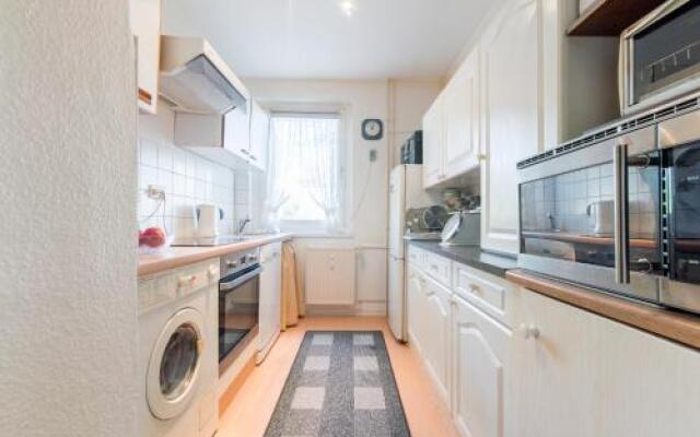 2743 Private Room 1 Person