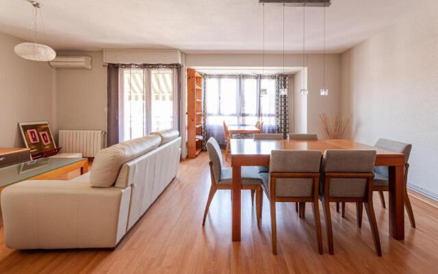 Apartamentos El Llombo