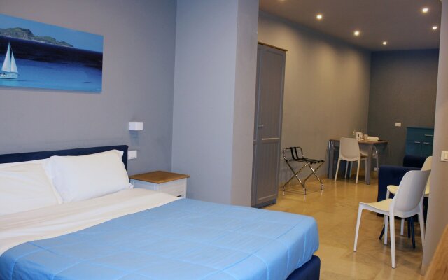 ZIBIBBO SUITES & ROOMS - Aparthotel in Centro Storico a Trapani