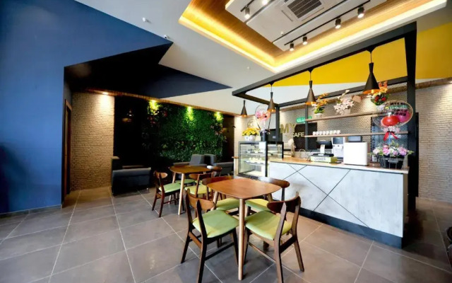 Mye Hotel