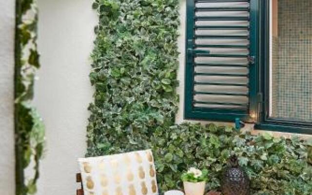 Lisbon Boutique Alfama with Patio 3