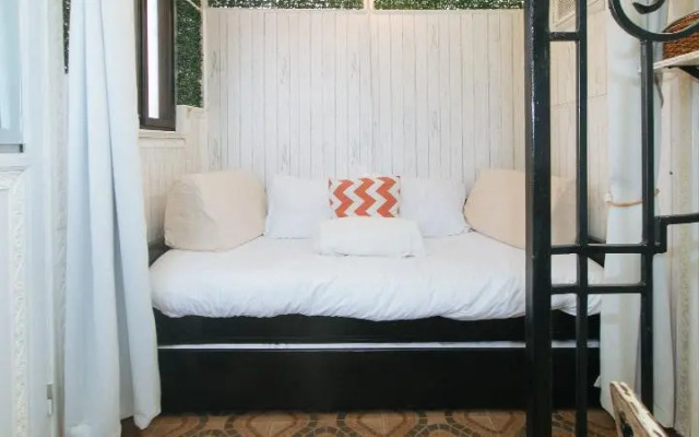 Nearest Hostel Pasay City By Reddoorz