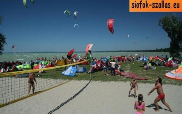 Siófok 3 szobás Faház nyaraló