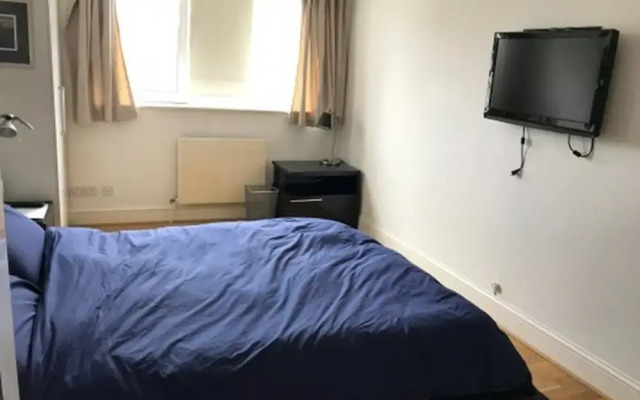 Eson2 - The Hayes Place Lodge