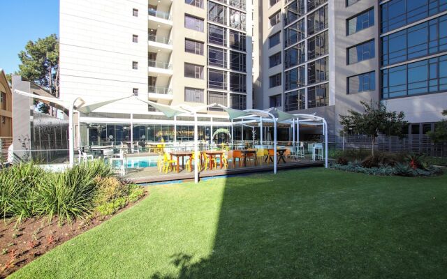 Sandton Smart Apartment Thirty-One