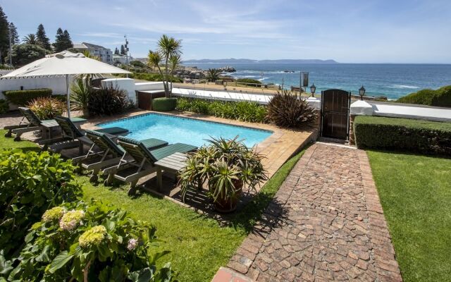 La Fontaine Guest House