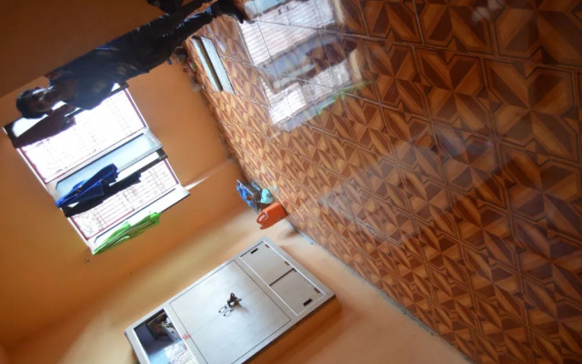 Somit Paying Guest House