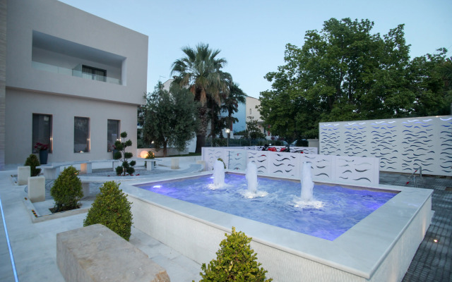 Naias Beach Hotel