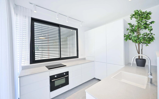 Good times by HolyGuest