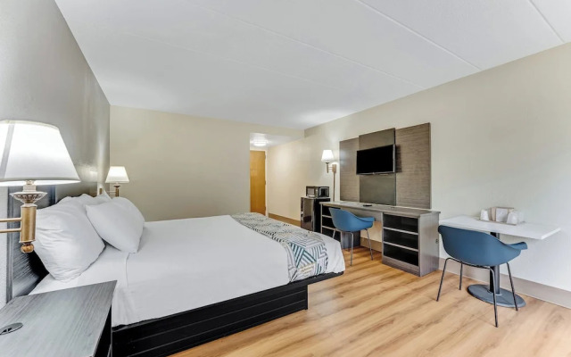 Motel 6 Philadelphia Northeast PA