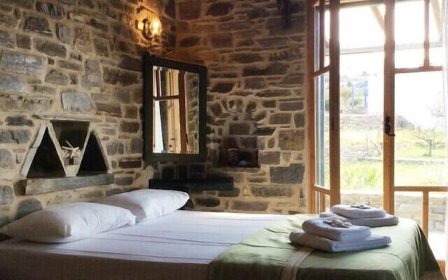 Arokaria Hideaway Suites