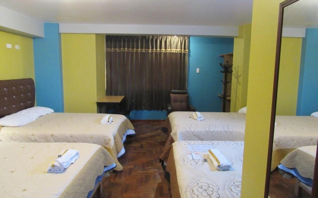 Hotel Sueños Dorados