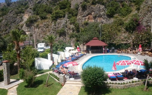 Ata Lagoon Beach Hotel