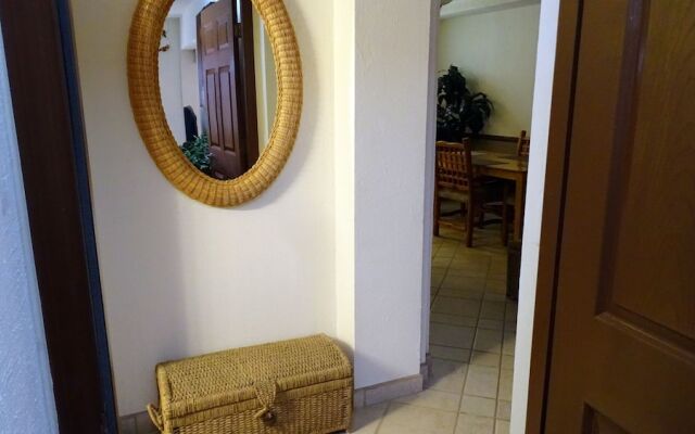 Gande 502 1 Bedroom 1 Bathroom Condo