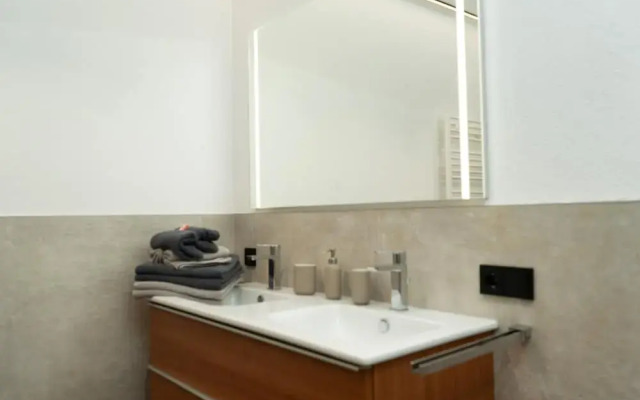Apartment in Kaunerberg Near Lake
