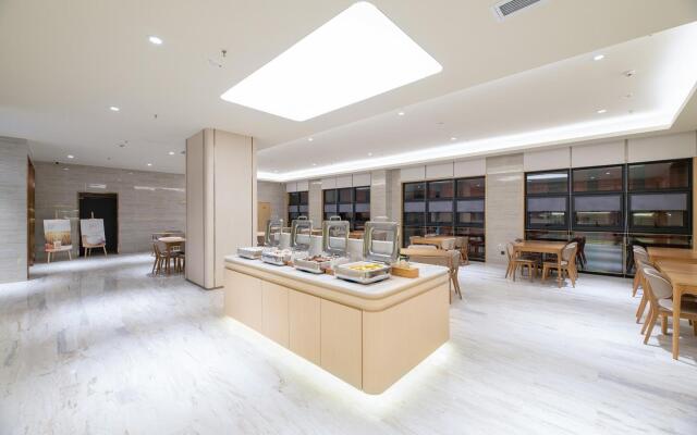 Ji Hotel Ziyang Songda Plaza