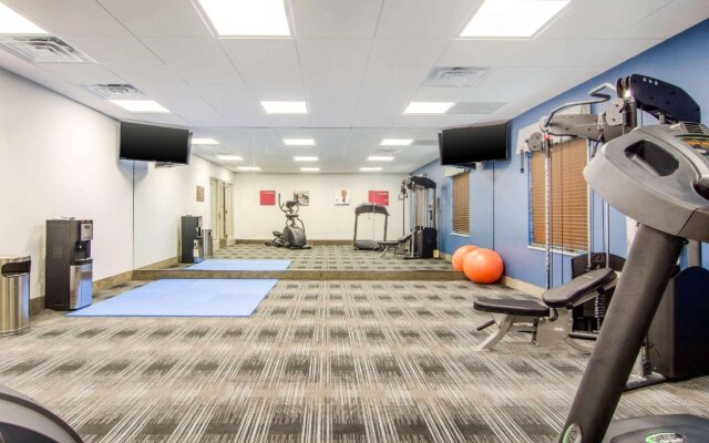 Comfort Inn & Suites