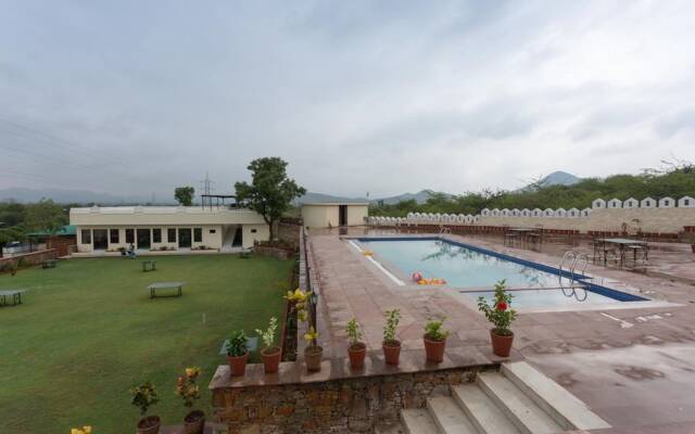 Hill Garden Retreat