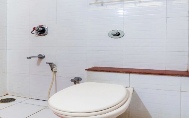 OYO 3778 Hotel Pulkeshi