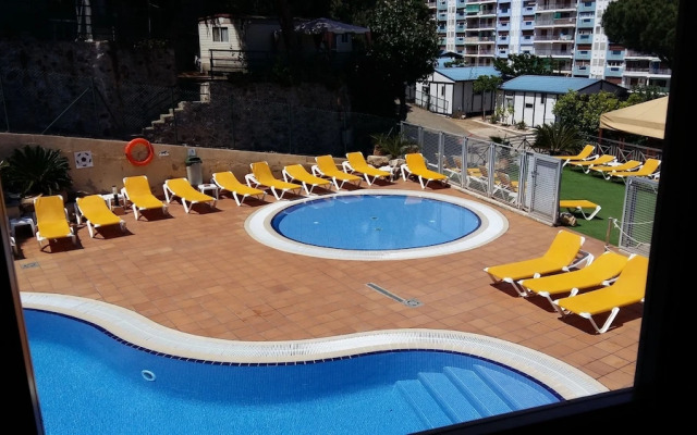 Camping El Far