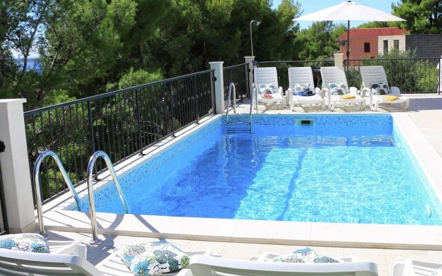 Modern Villa in Primosten With Pool