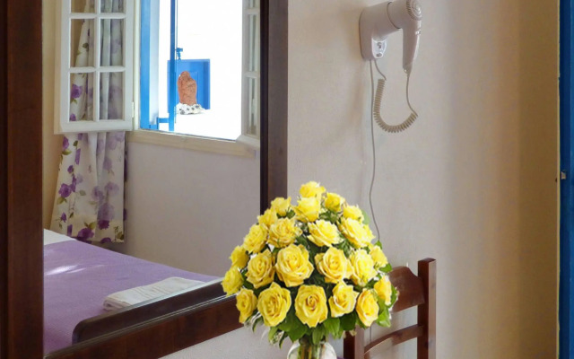 Anna Maria Rooms Santorini