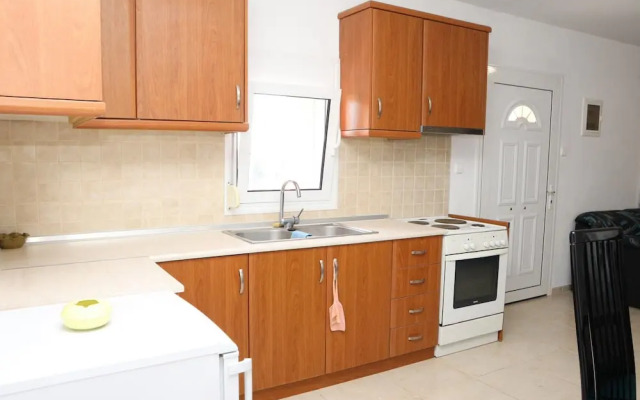 Nikolaou Apartments Upper Floor