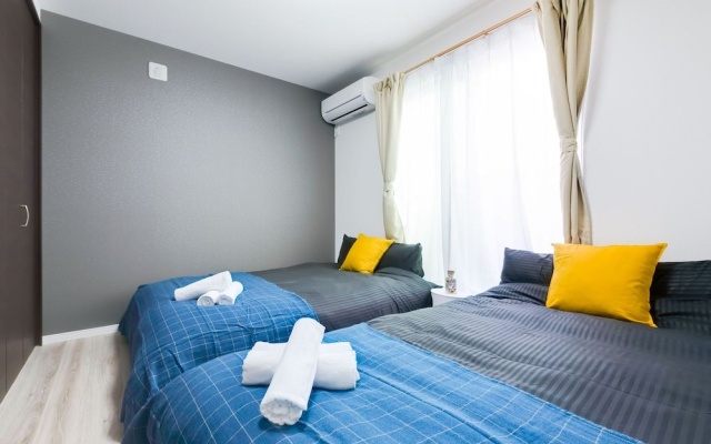Mikazuki House Teradacho – Guest Rooms – Osaka