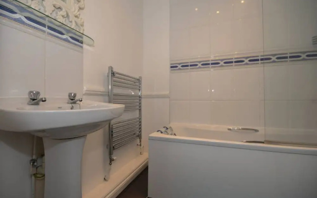 in Bournemouth With 2 Bedrooms and 1 Bathrooms