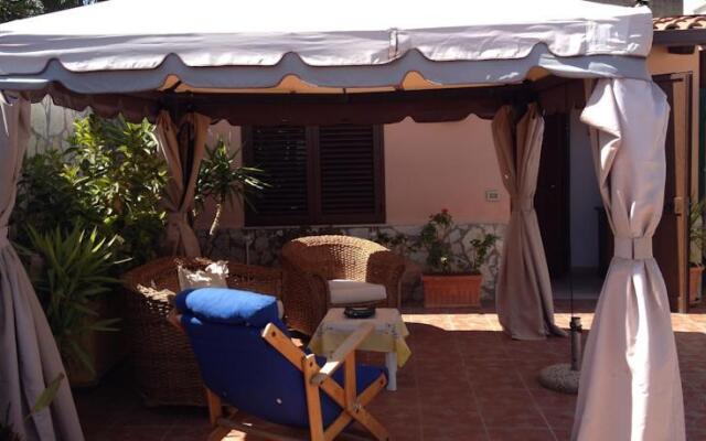 Villa con Piscina a Balestrate