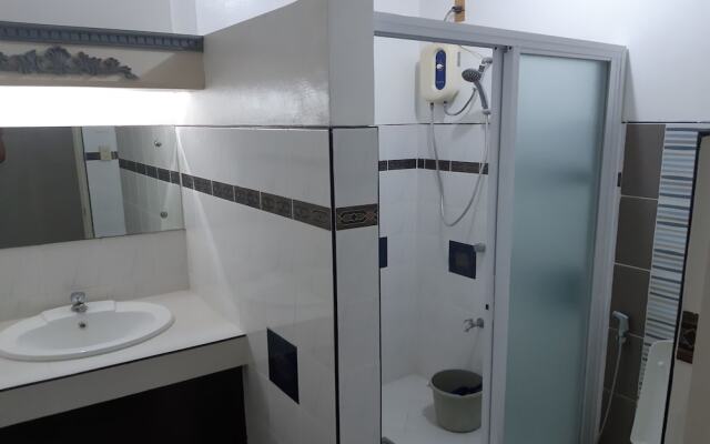 SM Travelodge