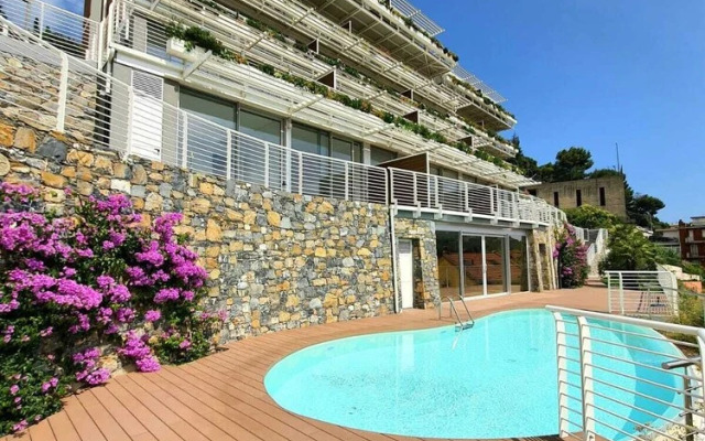 Exclusive Apartment - Alassio