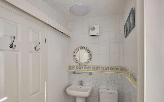 Apartment 4 at Khyber