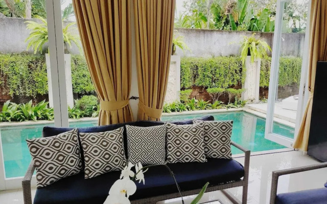 Villa Putih Berawa