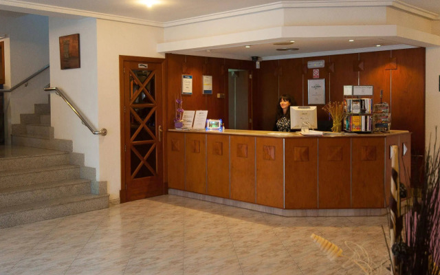 Universal Aparthotel Elisa