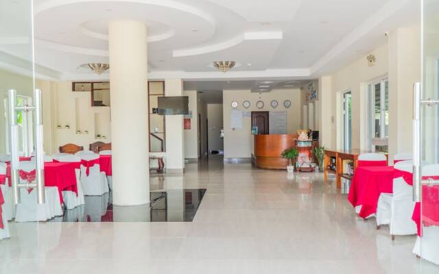 Sun & Sea Hotel