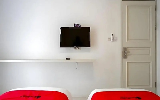 Formerly RedDoorz Plus @ Madukoro Raya Semarang – Guest Rooms – Semarang