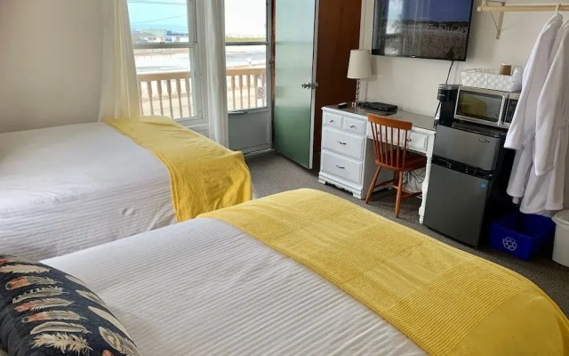 Paradise Inn On The Beach